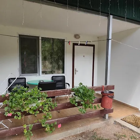 בית נופש Rainbow Cherni Osum