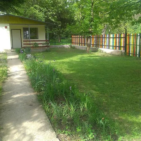 Ferienhaus Rainbow Cherni Osum