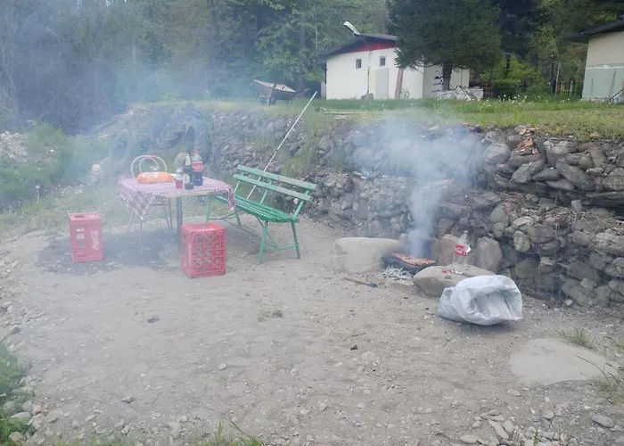 Ferienhaus Rainbow Cherni Osum