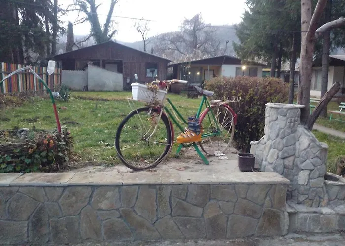 Ferienhaus Rainbow Cherni Osum