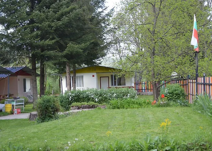 Ferienhaus Rainbow Cherni Osum