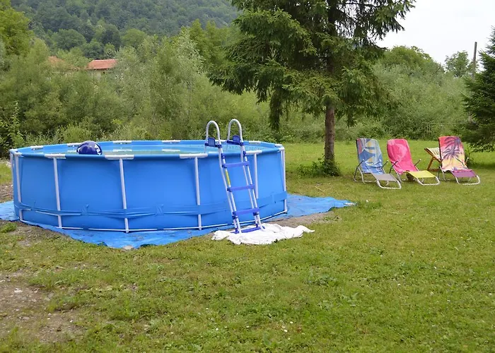 Ferienhaus Rainbow Cherni Osum